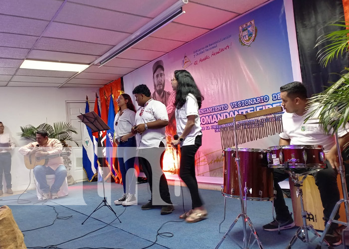 Foto: Homenaje a Tomás y Fidel desde la Universidad Nacional Agraria / TN8