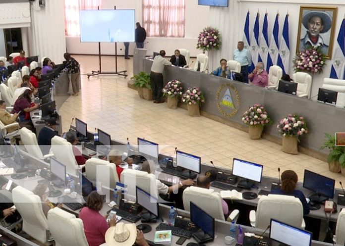 Foto: Sesión del Parlamento de Nicaragua en favor a Cuba / TN8