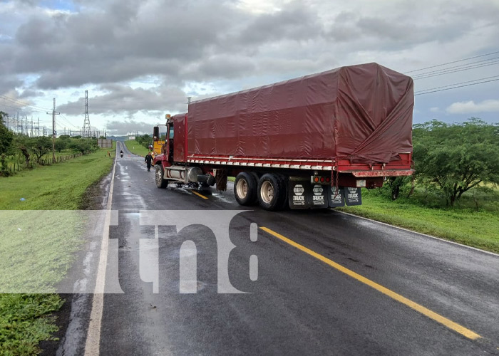 Foto: Choque de dos camiones en Boaco / TN8