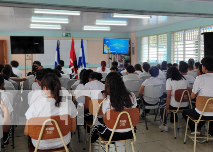 Foto: Gran desempeño de jóvenes de secundaria de Nicaragua previo a los CODICADER / TN8