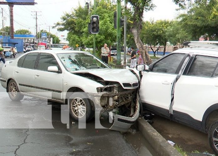 Foto: Fuerte choque en sector de Carretera Norte, Managua / TN8