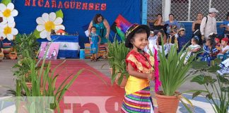 Foto: Pasarela de Huipiles en un colegio de Managua / TN8