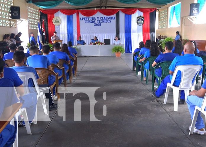 Foto: Graduación de presos y presas de Matagalpa con el INATEC / TN8