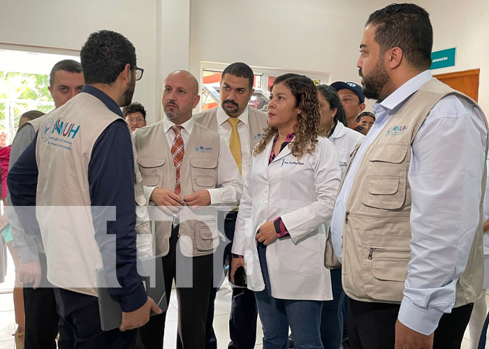 Foto: Médicos de Palestina visitan el Hospital Manolo Morales / TN8