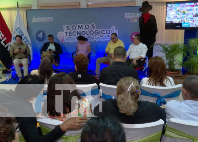 Foto: Fortalecimiento de estrategias con docentes técnicos de Nicaragua / TN8