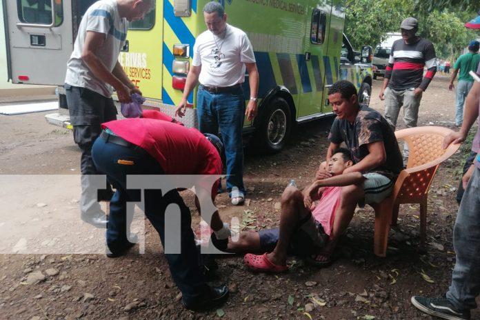 Foto: En Rivas, joven resultó gravemente herido tras caerle una filosa lámina de zinc/TN8