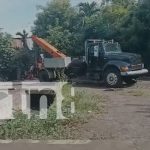 Foto: Vehículo va a parar al fondo de una canaleta en Ciudad Sandino/ TN8