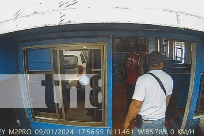 Foto: Robo frustrado en ferry San Jorge-Ometepe: Ladrones capturados en flagrancia/TN8