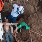 Foto: Derrumbe en Matagalpa: Dos trabajadores rescatados con vida y trasladados al hospital/TN8