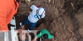 Foto: Derrumbe en Matagalpa: Dos trabajadores rescatados con vida y trasladados al hospital/TN8