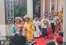 Foto: Candidatas a Reinas Nicaragua forman parte de la pasarela en honor al Día Nacional del Huipil/TN8