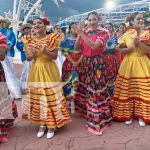 Foto: ¡Día Nacional del Huipil! Bailarines de todo el país engalanan la Plaza de la Revolución/TN8