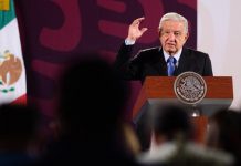 Foto: López Obrador desenmascara nepotismo /cortesía