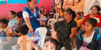 Más de 80 paquetes alimenticios entregados a madres de partos múltiples en Boaco