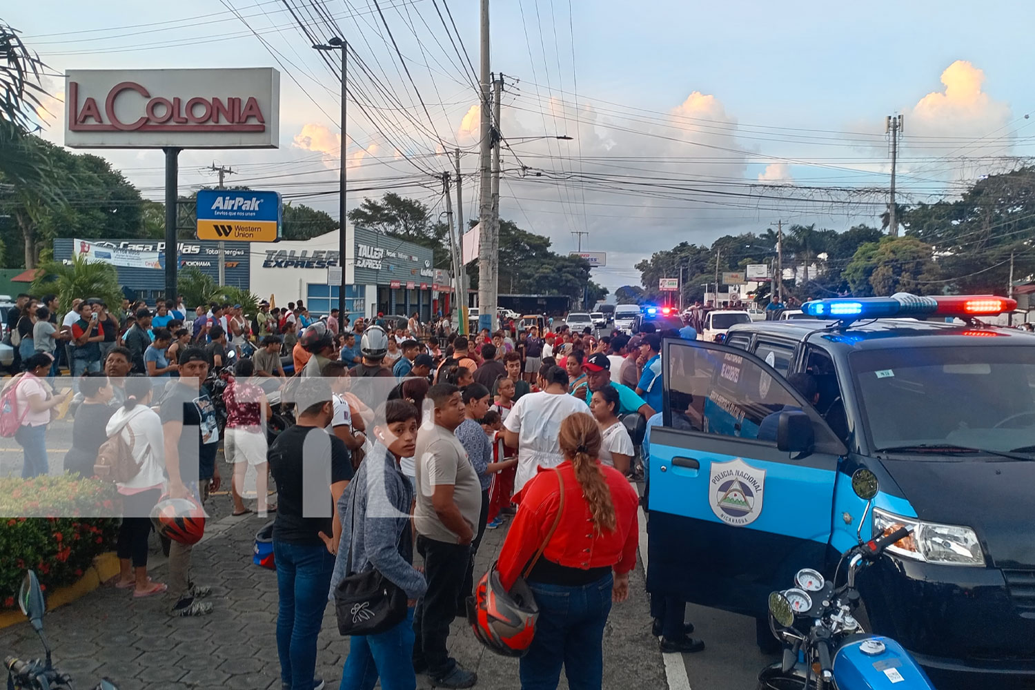 Anciana muere atropellada por un bus en peligroso cruce en Carretera Sur, Managua