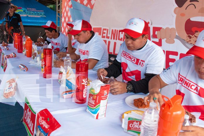 Foto: Felices ganadores en el Mercado Mayoreo /TN8