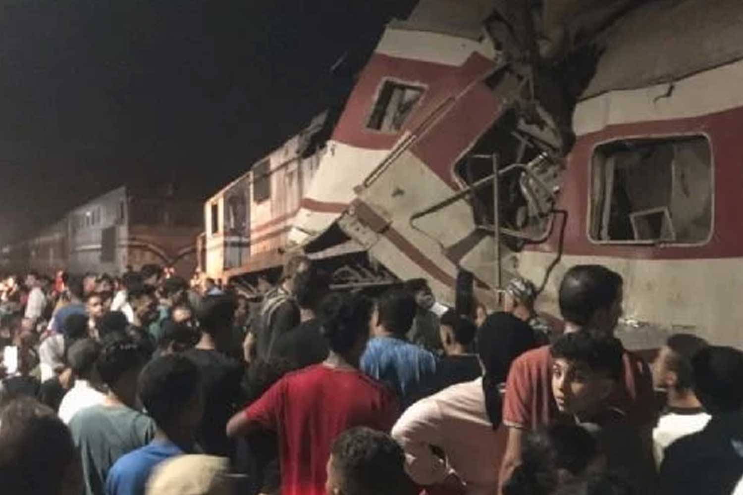 Foto: choque de trenes al noroeste de El Cairo, Egipto/Cortesía