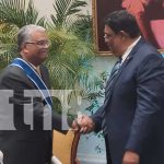 Foto: Embajador de Panamá recibe la Orden José de Marcoleta en grado de Gran Cruz/TN8