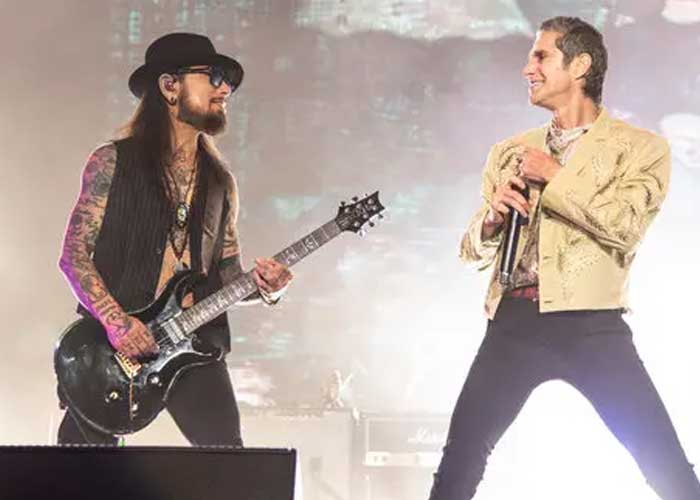 Jane’s Addiction ha decidido cancelar el resto de su gira tras un incidente ocurrido durante un concierto reciente