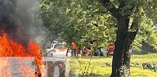 Foto: ¡De película! Conductor en Chinandega salva su vida tras incendio que arrasó su carro/TN8