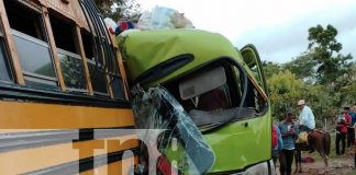 Foto: Microbús choca con bus, deja un fallecido y tres heridos graves en Prinzapolka/TN8