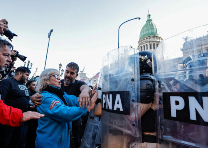 Foto: Represión en Argentina /cortesía 