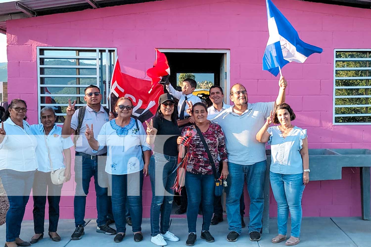  La alcaldesa Xiomara Tercero hizo entrega de 10 nuevas viviendas de interés social del Programa Bismarck Martínez