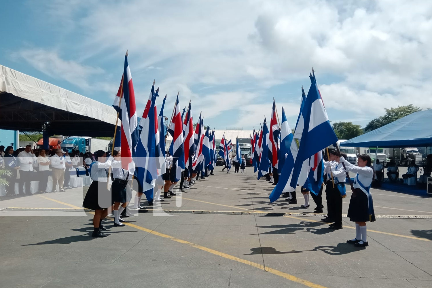 Foto: Nicaragua entrega a Costa Rica la antorcha de la libertad /TN8