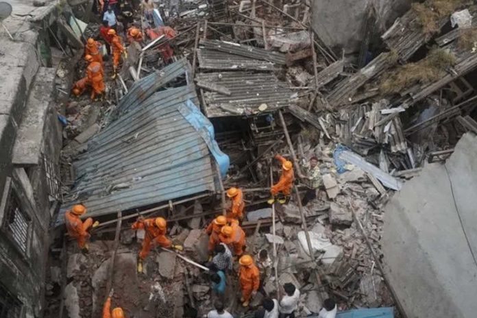 Foto: El derrumbe de edificios es frecuente en la India/Cortesía