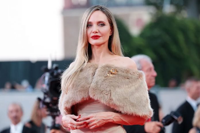 Foto: Angelina Jolie en la alfombra roja del 81º Festival Internacional de Cine de Venecia/Cortesía