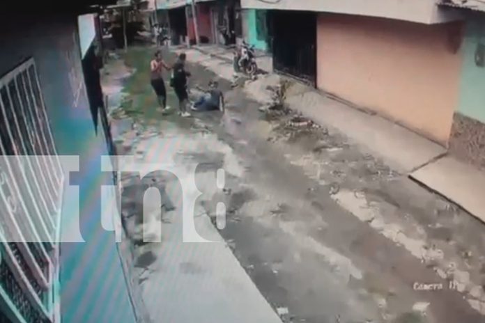 Foto: Cámara de seguridad capta intento de asesinato con machete en Estelí/TN8