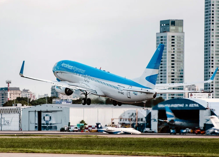 Foto: Aerolíneas Argentinas al borde de la privatización por Milei /cortesía 