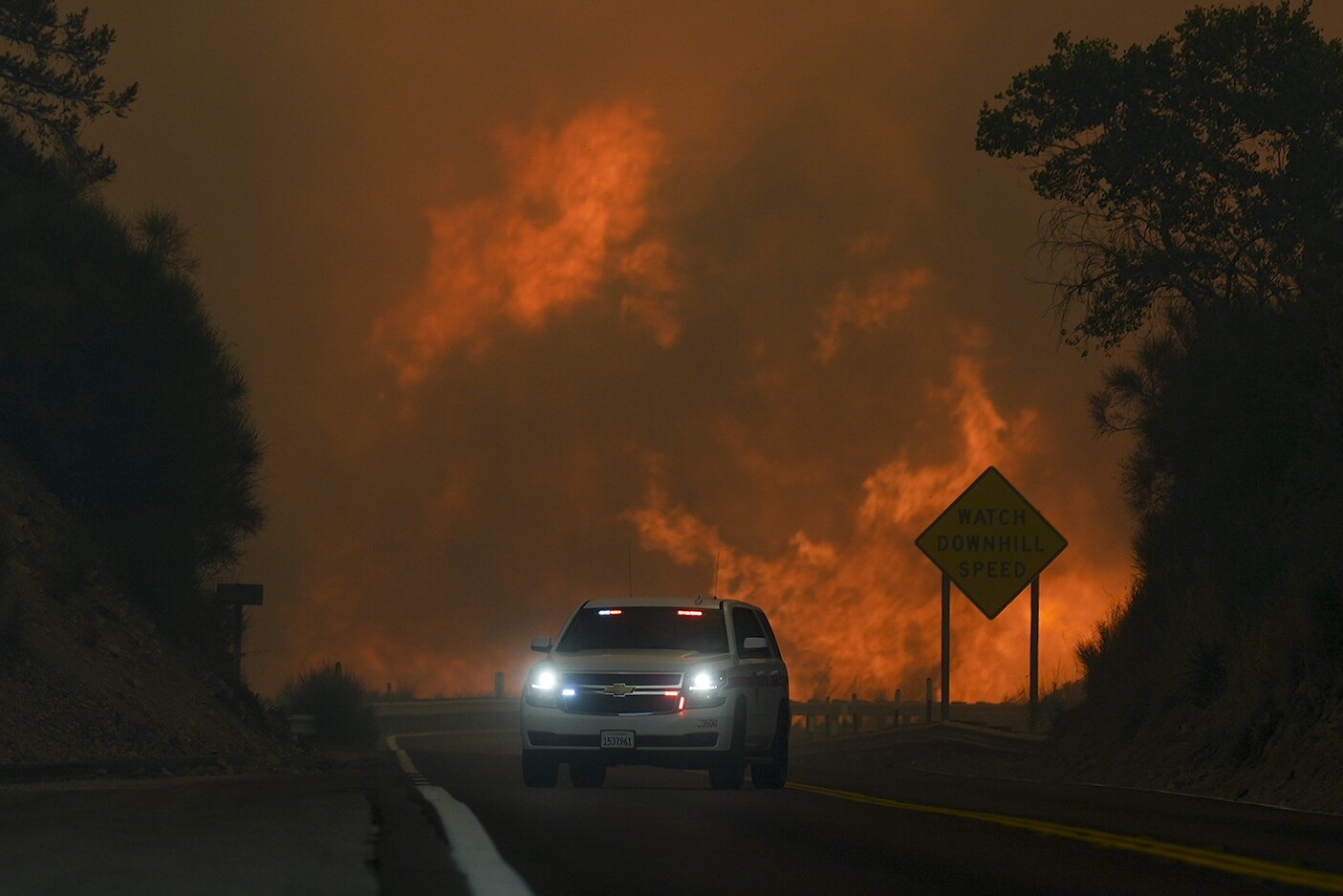 Foto: Incendio "Bridge" arrasa 33 casas y causa evacuaciones en Los Ángeles