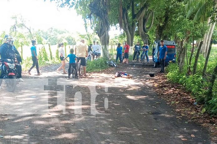 Foto: Caponero y motociclista, envueltos en un accidente ocurrido en Ometepe/TN8