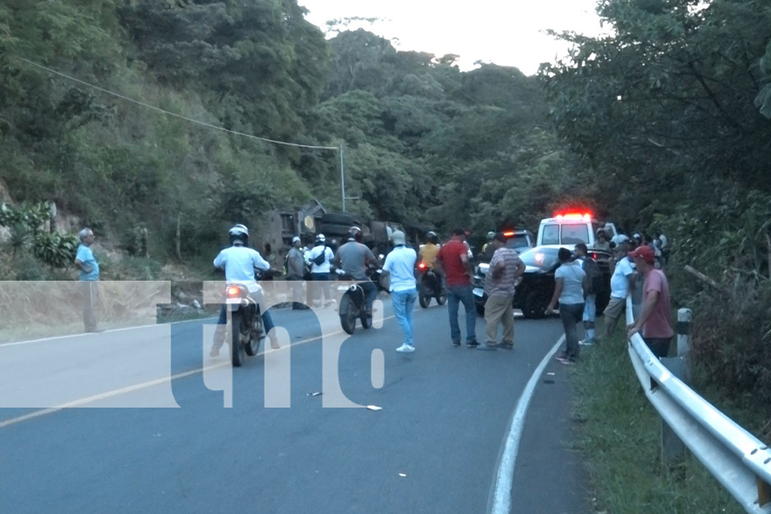 Foto: Falla en frenos provoca choque entre camión y carro en Carretera Jinotega-Matagalpa/TN8