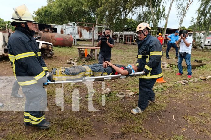 Foto: Bomberos de Nicaragua realizan Ejercicio demostrativo de accidentes/ TN8