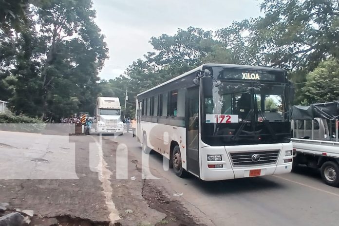 Foto: Joven universitario fallece al pasarle las llanas de un bus en carretera a Xiloá/ TN8