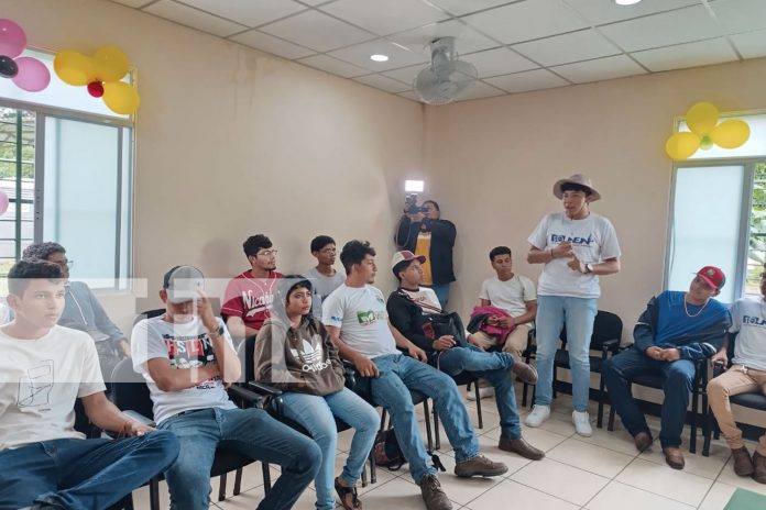 Foto: UNA inaugura espacios de estudio para más de mil estudiantes en beca interna/ TN8