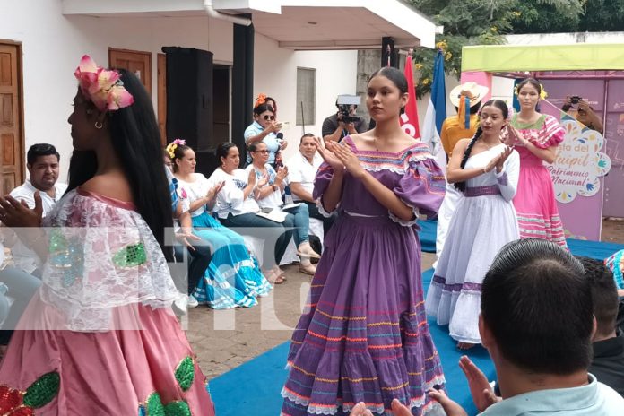 Foto: ¡Arte, creatividad y orgullo! resalta en pasarela de MINJUVE /TN8