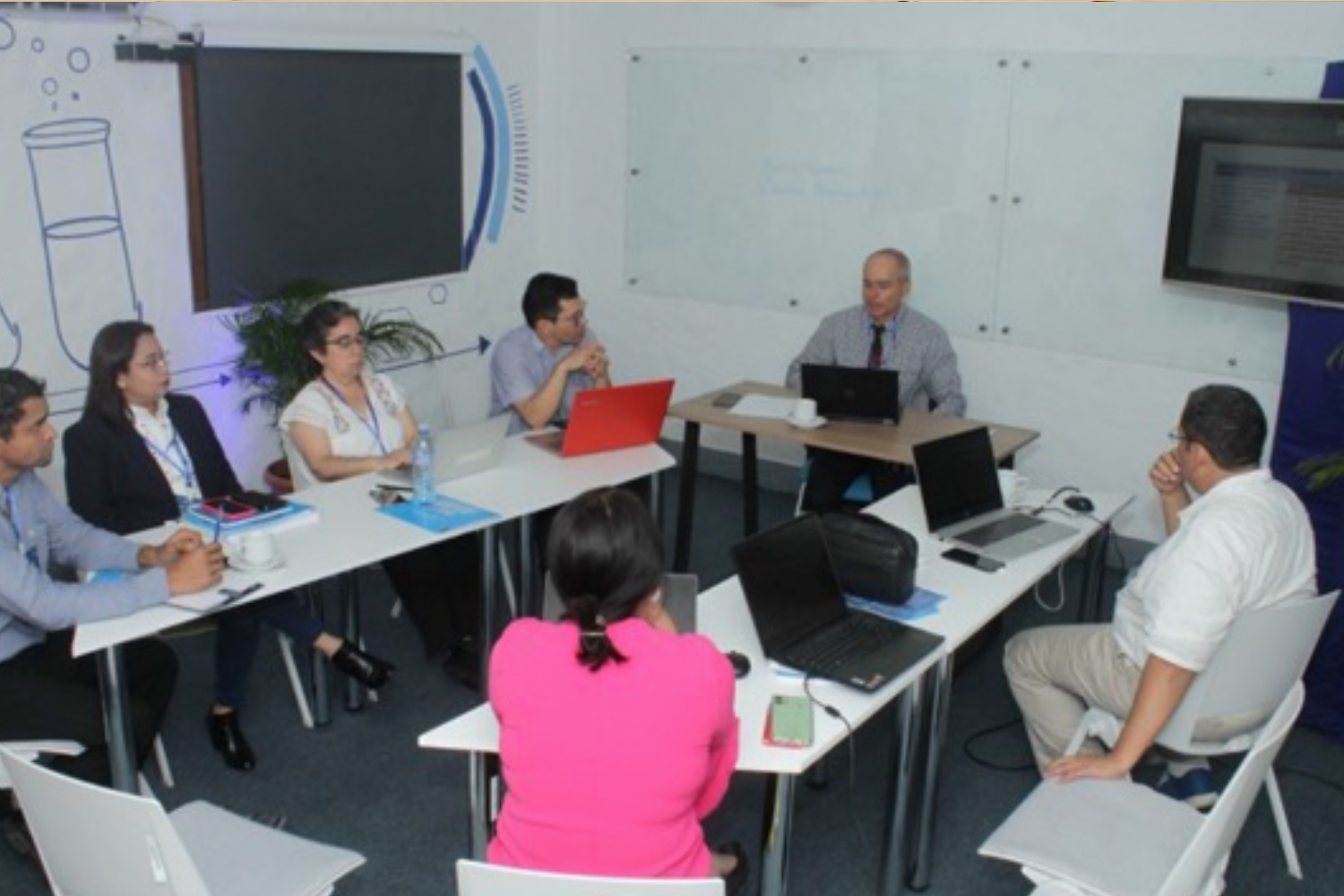 Foto: Taller regional une a educadores en la Educación Técnica /Cortesía