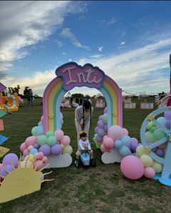 Foto: Cazzu comparte tiernas imágenes del primer cumpleaños de su hija