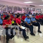 Foto: Curso para bomberos sobre rescate en cuerdas / TN8