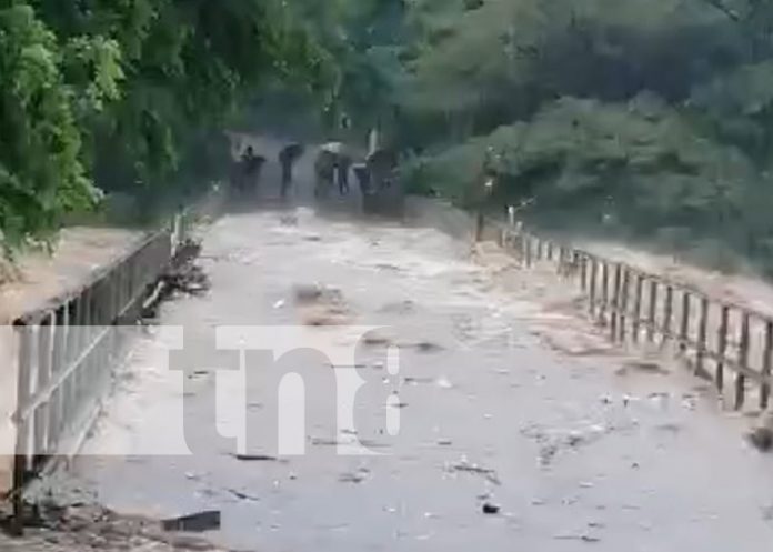 Foto: Fuertes corrientes en Carazo por las lluvias / TN8