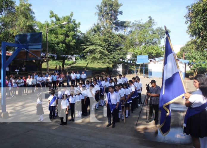 Foto: Celebración por el 203 aniversario de la Independencia, desde colegios en León y Masaya / TN8