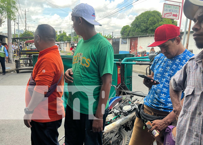 Foto: Choque entre moto y caponera en Managua / TN8