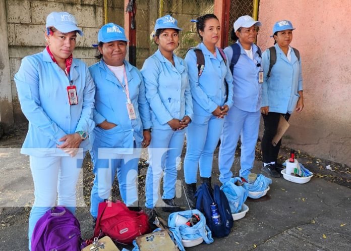 Foto: Brigadistas del MINSA en el barrio Hilario Sánchez, Managua / TN8