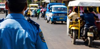 Foto: Regulación policial del tráfico en Nicaragua