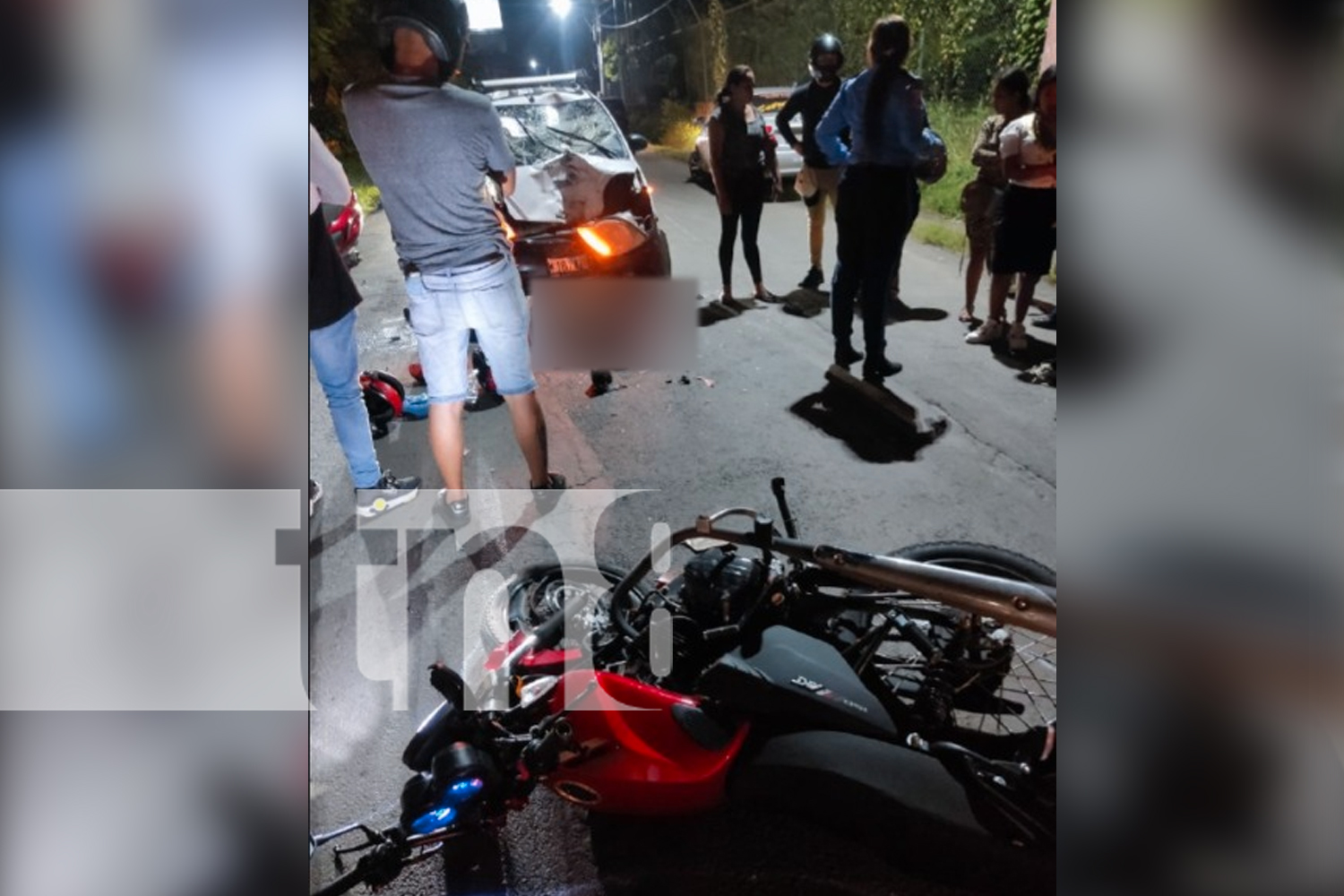 Foto: Motociclista queda hospitalizado tras chocar con un carro en la Carretera Norte/TN8