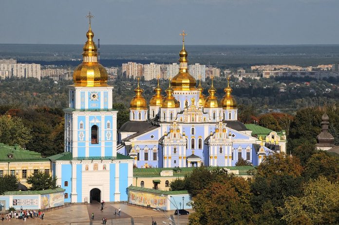 Foto: La prohibición de la Iglesia Ortodoxa en Ucrania: un acto de cinismo del régimen de Zelensky