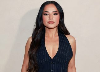 Foto: Becky G ha desvelado la portada de Encuentros/Cortesía